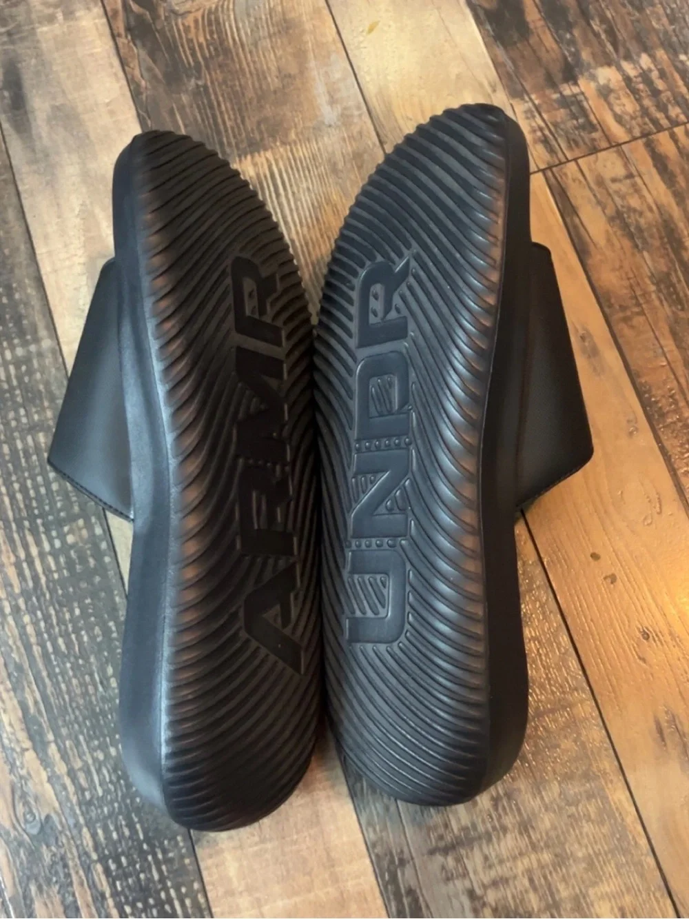 Men’s Under Armour Black Textured Slide Sandals